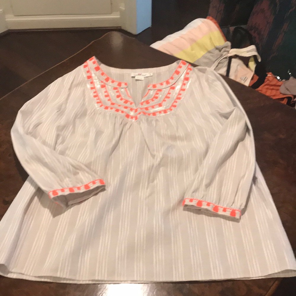 Vineyard Vine Top